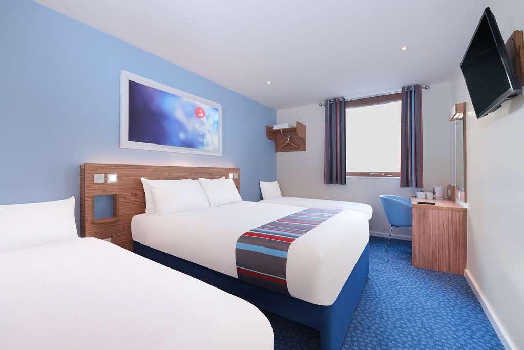 Travelodge Northwich Lostock Gralam Phòng bức ảnh